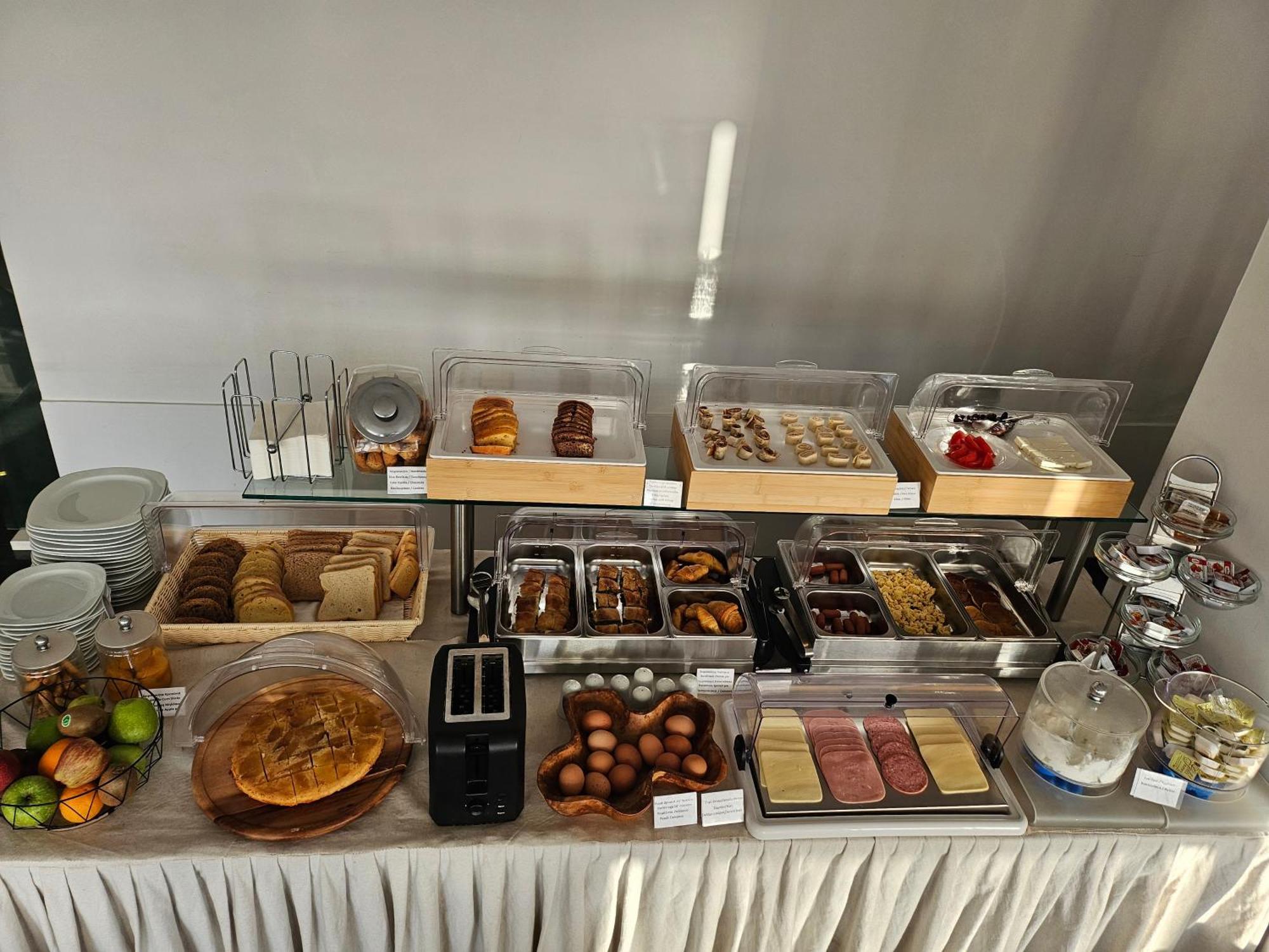 Nisaki Hotel & Elite Suites 에르무폴리 외부 사진